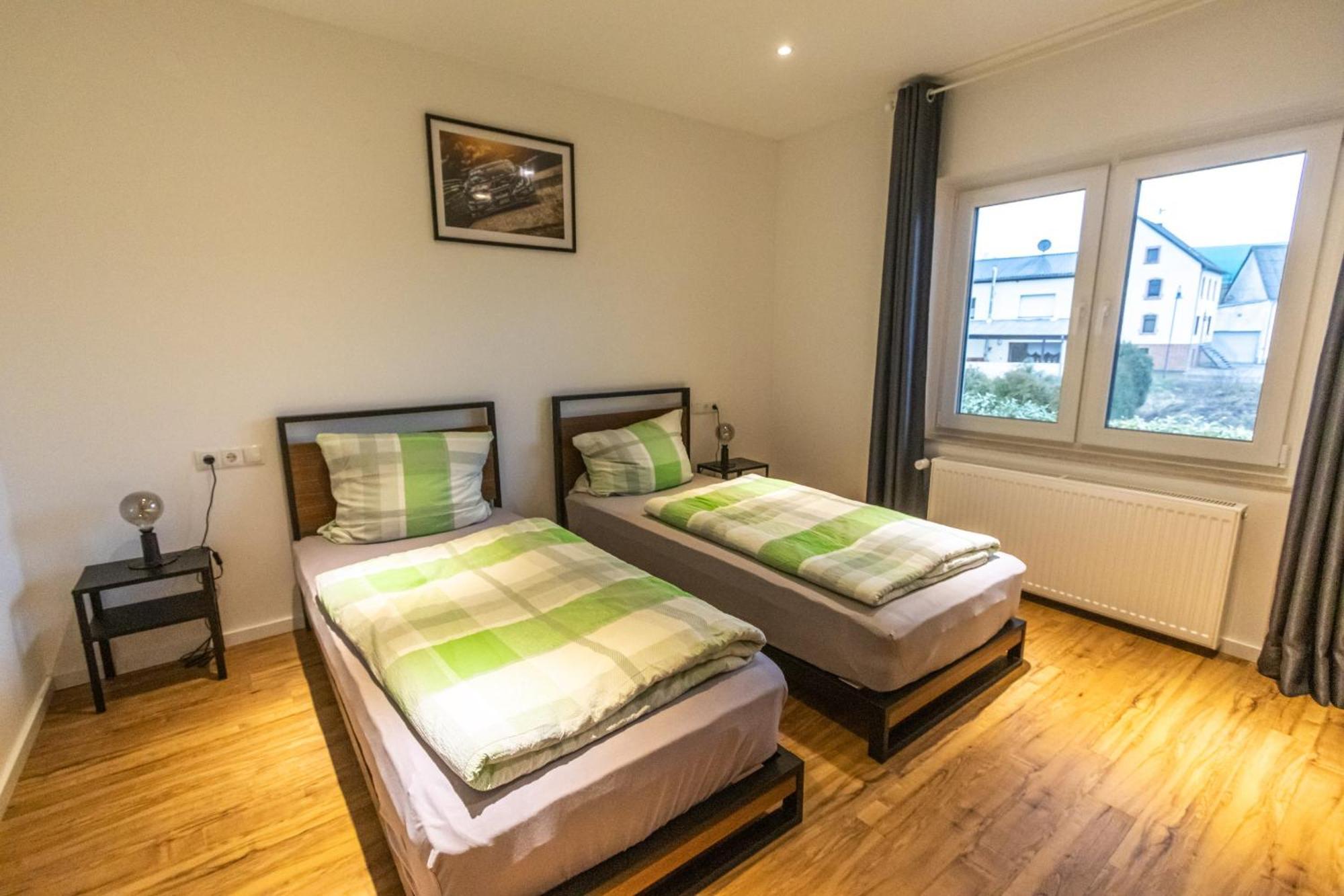 Suedschleife Appartements - Wlan - Direkt Am Ring Reimerath Dış mekan fotoğraf